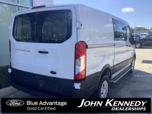2023 Ford Transit-250 BASE