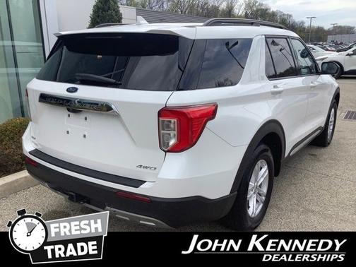 STAR WHITE MET TRI-COAT 2023 Ford Explorer XLT
