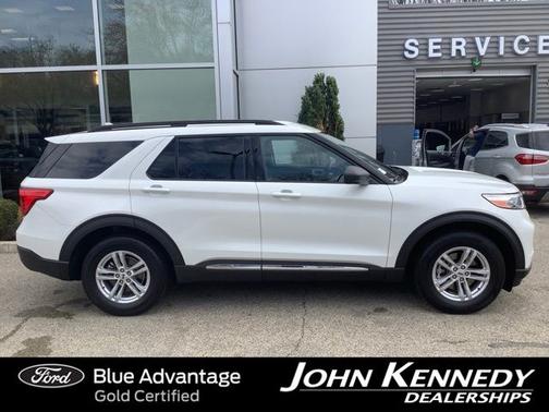 STAR WHITE MET TRI-COAT 2023 Ford Explorer XLT