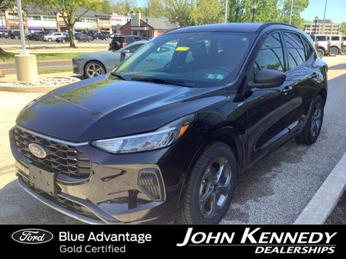 AGATE BLACK METALLIC 2024 Ford Escape ST-LINE