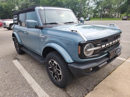 2021 Ford Bronco OUTER BANKS
