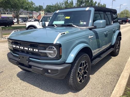 2021 Ford Bronco OUTER BANKS