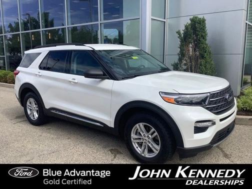 STAR WHITE MET TRI-COAT 2023 Ford Explorer XLT