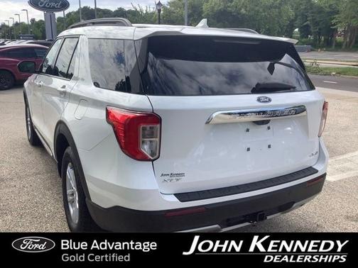 STAR WHITE MET TRI-COAT 2023 Ford Explorer XLT