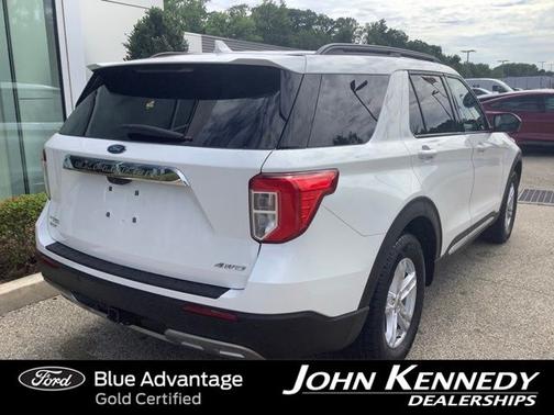STAR WHITE MET TRI-COAT 2023 Ford Explorer XLT
