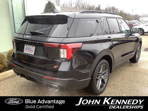 AGATE BLACK METALLIC 2025 Ford Explorer ST
