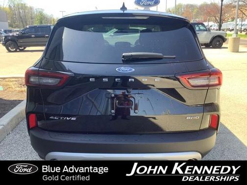 AGATE BLACK METALLIC 2025 Ford Escape ACTIVE