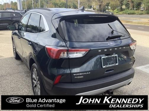 2022 Ford Escape TITANIUM