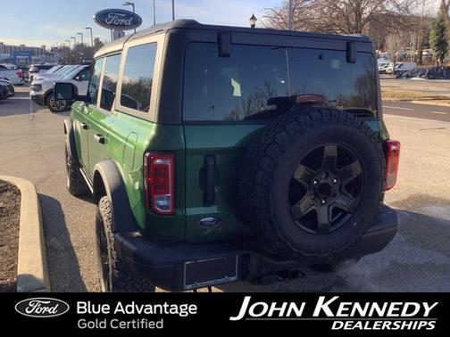 2022 Ford Bronco BLACK DIAMOND