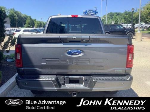 CARBONIZED GRAY METALLIC 2022 Ford F-150 XLT