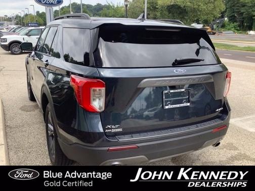 STONE BLUE METALLIC 2023 Ford Explorer XLT