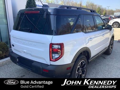 OXFORD WHITE 2025 Ford Bronco Sport OUTER BANKS