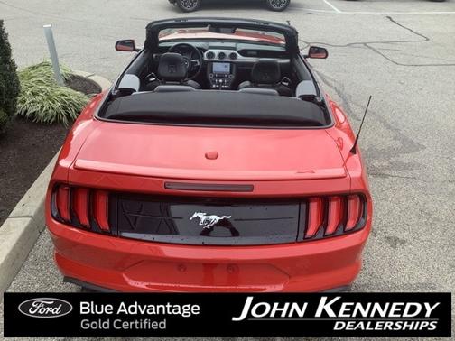 2023 Ford Mustang ECOBOOST PREMIUM