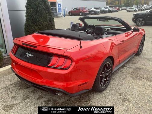 2023 Ford Mustang ECOBOOST PREMIUM