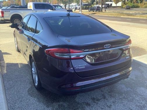 2018 Ford Fusion SE