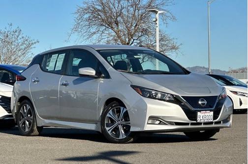 2022 Nissan Leaf SV