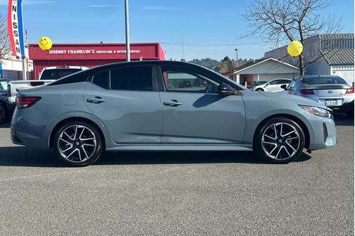 2025 Nissan Sentra SR