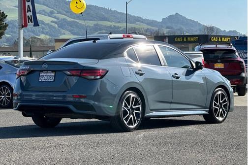 2025 Nissan Sentra SR