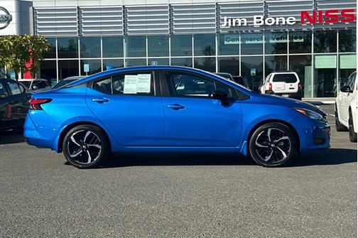 2024 Nissan Versa 1.6 SR