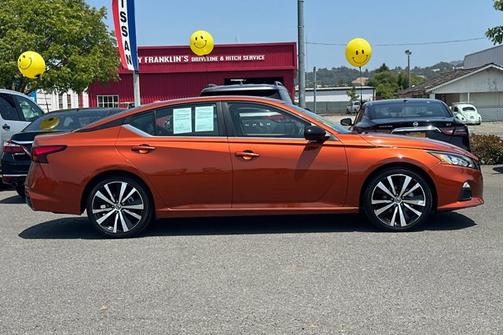 2022 Nissan Altima 2.5 SR