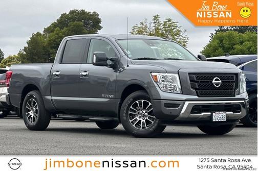 2021 Nissan Titan SV
