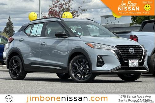 2023 Nissan Kicks SR