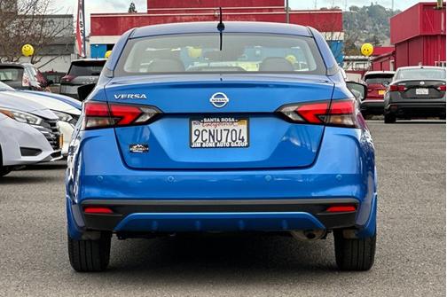 2021 Nissan Versa 1.6 S