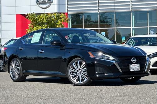 2025 Nissan Altima SL