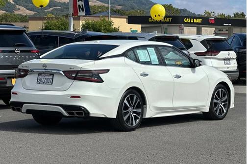 2023 Nissan Maxima SV