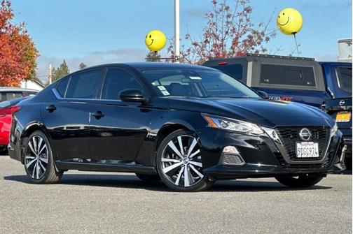 2022 Nissan Altima 2.5 SR