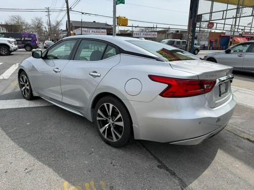 Brilliant Silver 2016 Nissan Maxima 3.5 SV