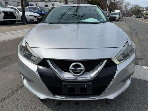 Brilliant Silver 2016 Nissan Maxima 3.5 SV