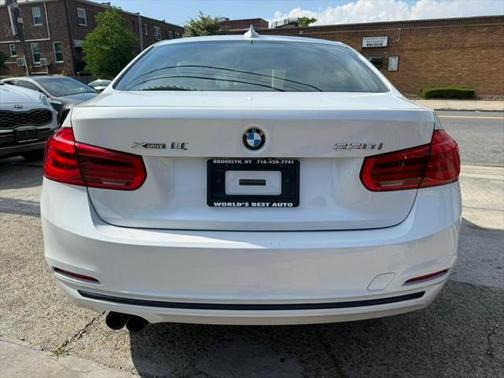 2018 BMW 330 i xDrive