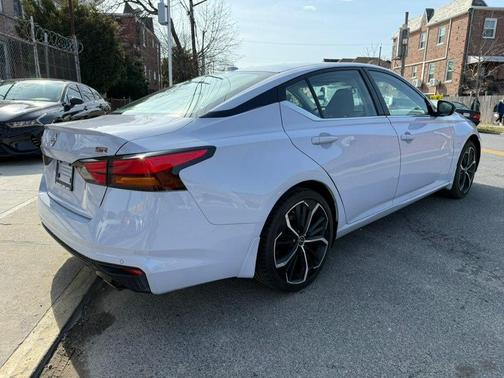 Gray Sky Pearl 2025 Nissan Altima SR FWD