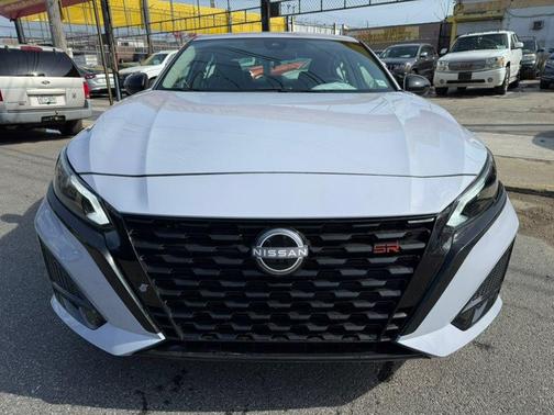 Gray Sky Pearl 2025 Nissan Altima SR FWD