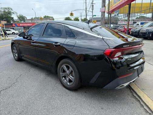 2021 Kia K5 LX Auto FWD