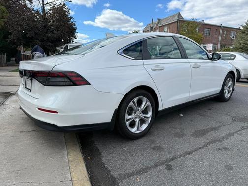 2023 Honda Accord LX 1.5T