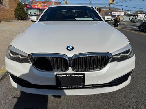 Mineral White Metallic 2019 BMW 530 xDrive
