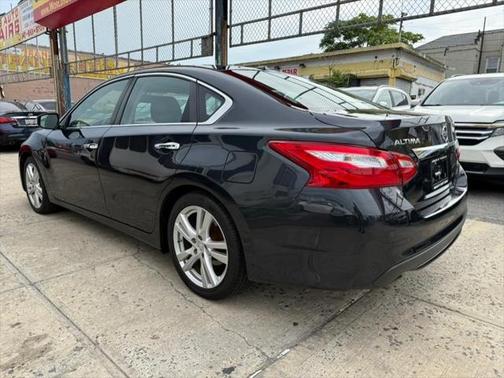 2016 Nissan Altima 3.5 SL