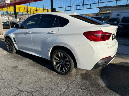 Alpine White 2017 BMW X6 xDrive35i