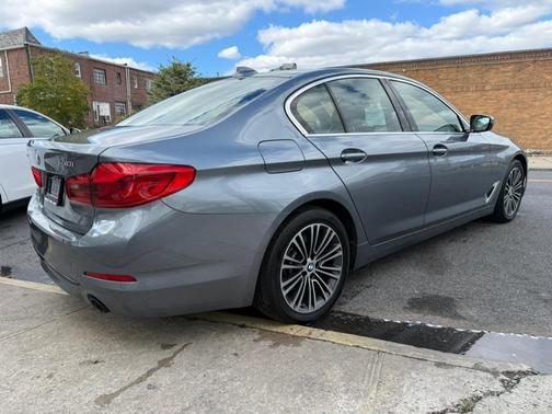 2019 BMW 530 i xDrive