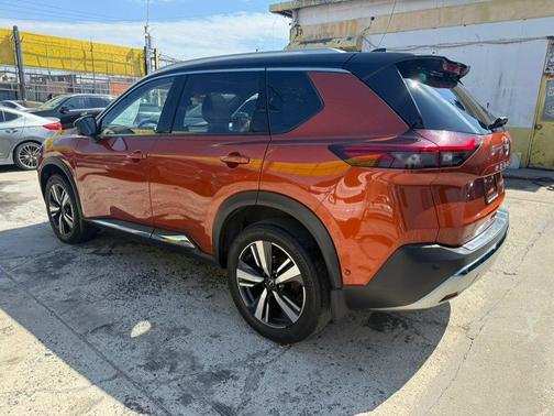 2023 Nissan Rogue Platinum