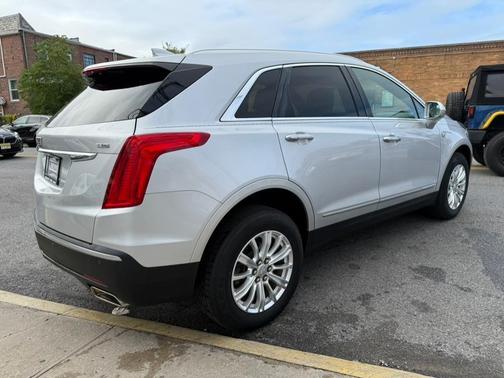2017 Cadillac XT5 Base