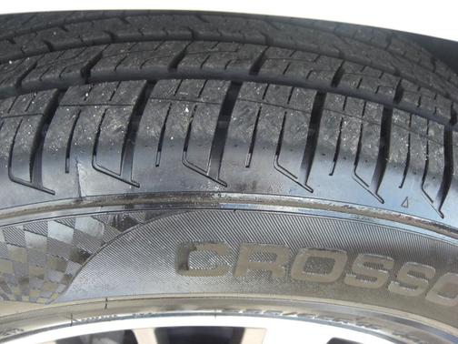 2020 Nissan Pathfinder S 2WD