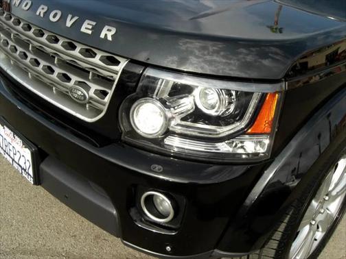 2016 Land Rover LR4 Base