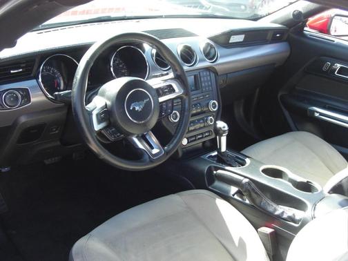 2017 Ford Mustang EcoBoost