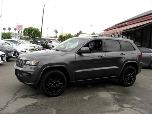 2017 Jeep Grand Cherokee Altitude