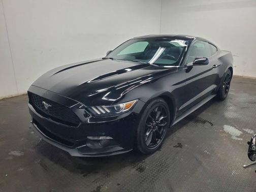 2017 Ford Mustang EcoBoost Premium