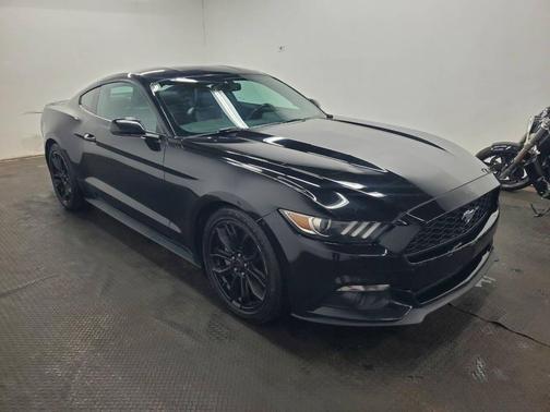 2017 Ford Mustang EcoBoost Premium