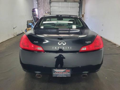 2014 INFINITI Q60 Base